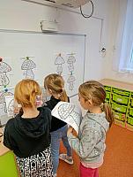 Podzimní výzdoba ve II. třídě 8.10.2025, foto: M. Mičanová, P. Horáková