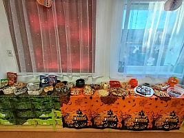 Dušičky a Halloween ve II. třídě 31.10.2025, foto: M. Mičanová, P. Horáková