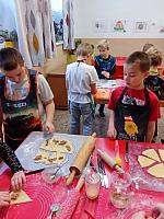 Martin jede... I. třída 11.11.2025, foto: K. Němečková Hospodářská