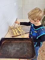 Martin jede... I. třída 11.11.2025, foto: K. Němečková Hospodářská