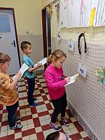 Martin jede... I. třída 11.11.2025, foto: K. Němečková Hospodářská