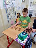 Český jazyk v I. třídě 21.11.2025, foto: K. Němečková Hospodářská