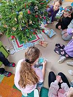 Vánoce na kroužku Tvoření nejen s knihou 11.12.2025, foto: M. Mičanová