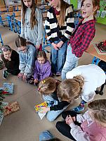 Vánoce na kroužku Tvoření nejen s knihou 11.12.2025, foto: M. Mičanová