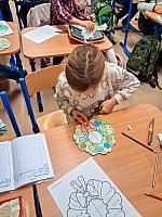 Vánoční tvoření ve II. třídě 3.12.2025, foto: M. Mičanová, P. Horáková