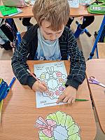 Vánoční tvoření ve II. třídě 3.12.2025, foto: M. Mičanová, P. Horáková