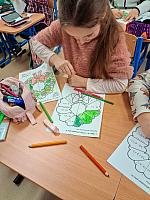 Vánoční tvoření ve II. třídě 3.12.2025, foto: M. Mičanová, P. Horáková