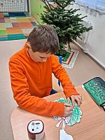 Vánoční tvoření ve II. třídě 3.12.2025, foto: M. Mičanová, P. Horáková