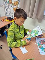 Vánoční tvoření ve II. třídě 3.12.2025, foto: M. Mičanová, P. Horáková