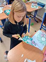 Vánoční tvoření ve II. třídě 3.12.2025, foto: M. Mičanová, P. Horáková