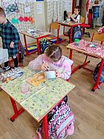 Předvelikonoční týden v I. třídě, foto: K. Němečková Hospodářská