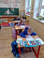 Předvelikonoční týden v I. třídě, foto: K. Němečková Hospodářská