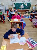 Předvelikonoční týden v I. třídě, foto: K. Němečková Hospodářská