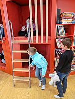 Návštěva knihovny a kina ve Velešíně 20.3.2026, foto: M. Mičanová, P. Horáková