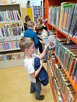 Návštěva knihovny a kina ve Velešíně 20.3.2026, foto: M. Mičanová, P. Horáková