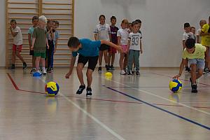 Zábavné dopoledne s prvňáky 4.9.2026, foto: K. Němečková Hospodářská, J. Švec