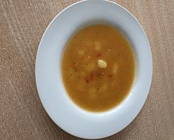 Maďarské menu: Maďarská zeleninová s bramborem a paprikou