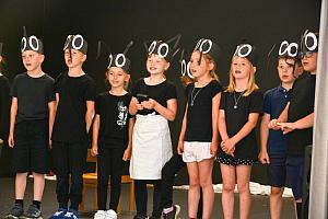 Školní akademie s vernisáží 18.6.2025, foto: Jan Švec